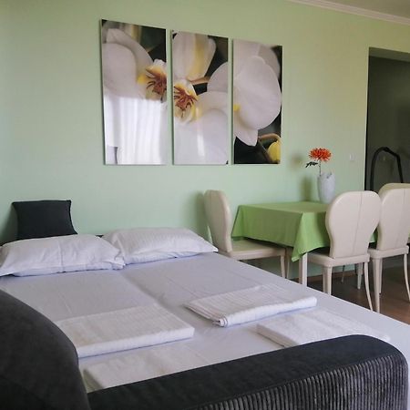 Sea View Apartment Balchik Eksteriør billede