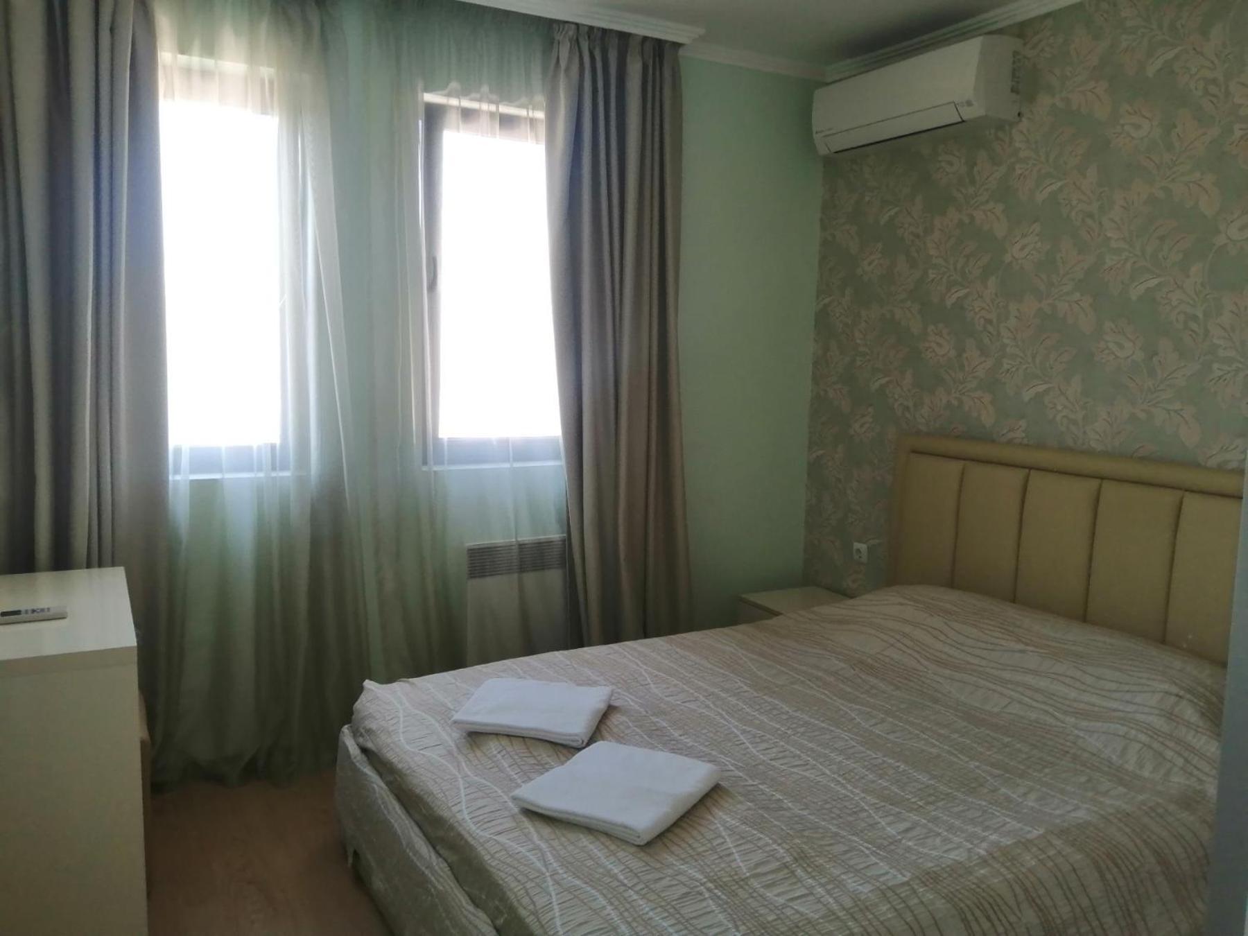 Sea View Apartment Balchik Eksteriør billede